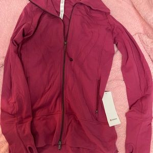 Lululemon in stride jacket size 8